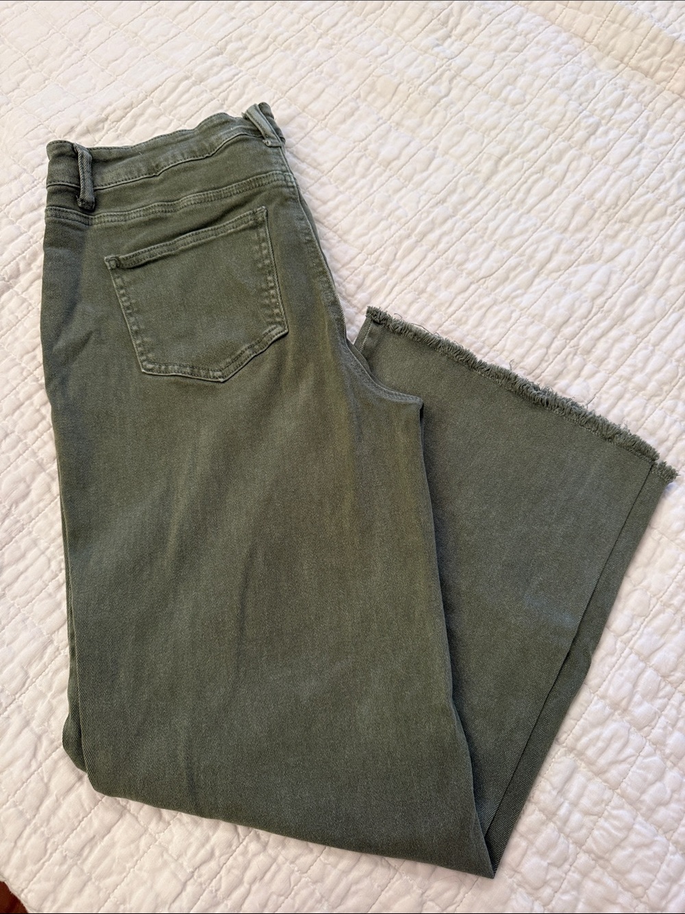 Zenana Outfitters Olive Green Wide Leg Jeans with Frayed Hem